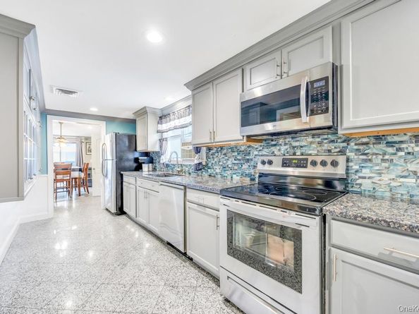 75 E Shore Drive, Patchogue NY 11772