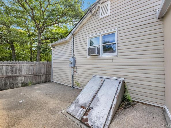 75 E Shore Drive, Patchogue NY 11772