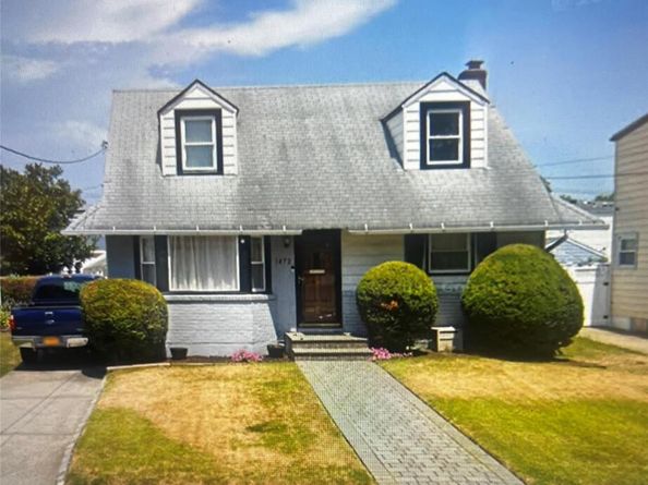 1472 Clay Street, Elmont NY 11003