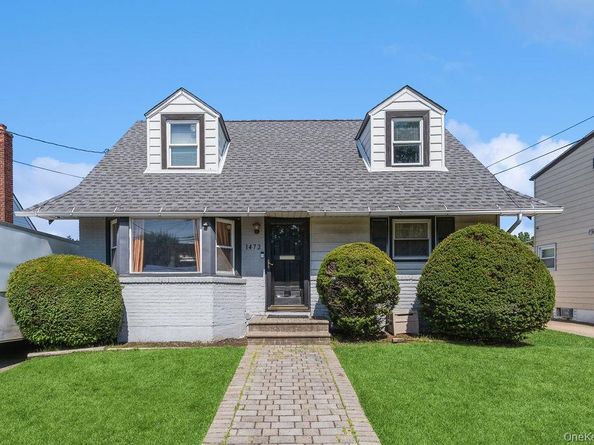 1472 Clay Street, Elmont NY 11003