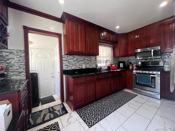 12418 107th Avenue, Richmond Hill NY 11419