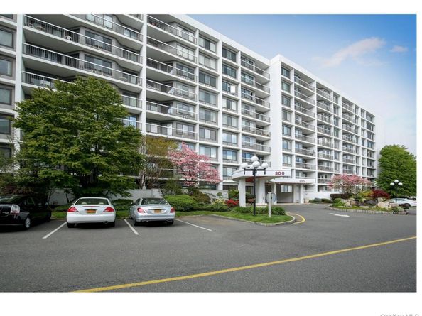 300 High Point Drive PH4, Hartsdale NY 10530