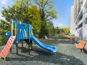300 High Point Drive PH4, Hartsdale NY 10530