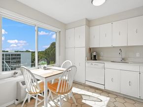 300 High Point Drive PH4, Hartsdale NY 10530