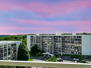 300 High Point Drive PH4, Hartsdale NY 10530