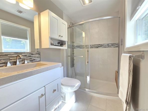 8 Heather Court, Middle Island NY 11953