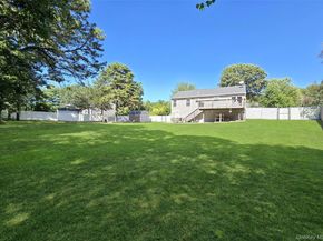 8 Heather Court, Middle Island NY 11953