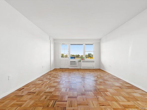 1841 Central Park Avenue 4K, Yonkers NY 10710