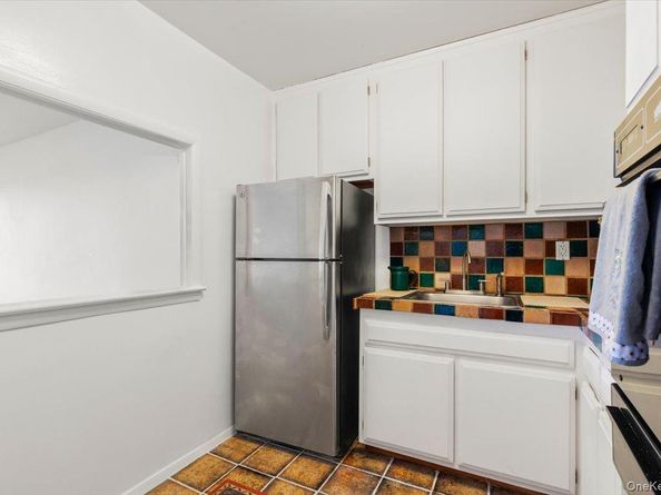 1841 Central Park Avenue 4K, Yonkers NY 10710