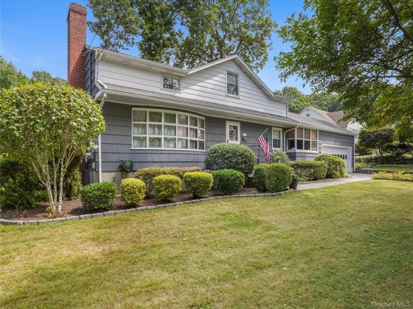 406 Warren Avenue, Hawthorne NY 10532