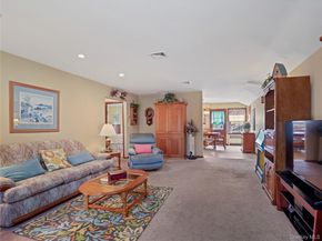 406 Warren Avenue, Hawthorne NY 10532