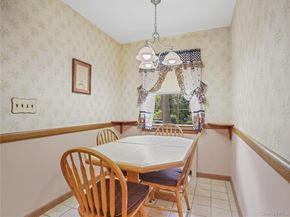 406 Warren Avenue, Hawthorne NY 10532