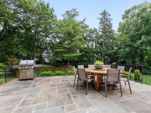 25 Ramapo Trail, Harrison NY 10528