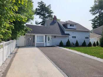 111 Blacksmith Road E