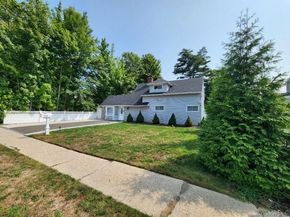 111 Blacksmith Road E, Levittown NY 11756