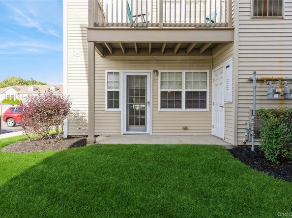1201 Willow Lane, Valley Stream NY 11580