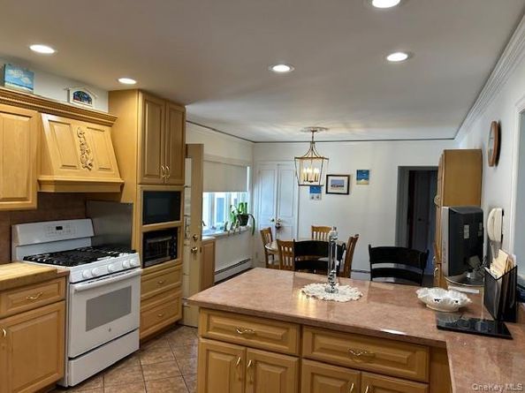 1645 Lincoln Avenue, Bohemia NY 11716
