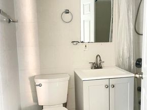 144-48 Roosevelt Avenue 3B, Flushing NY 11354