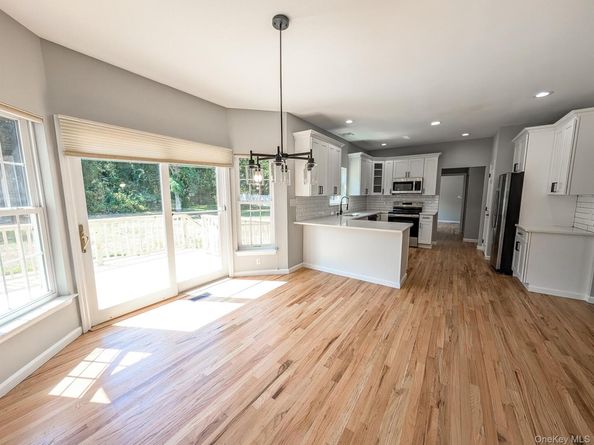 2 Anthony, Rocky Point NY 11778
