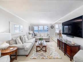 522 Shore Road 4W, Long Beach NY 11561