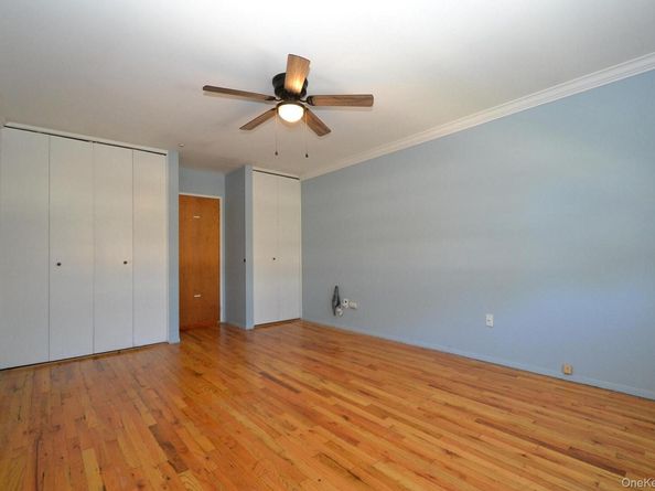 11 Glen Hollow Drive D15, Holtsville NY 11742