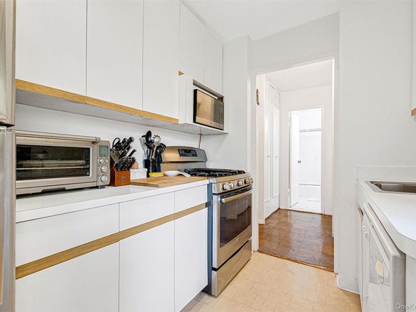 110-11 Queens Boulevard 3L, Forest Hills NY 11375