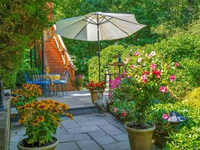 14 Leatherstocking Lane, Mamaroneck NY 10543