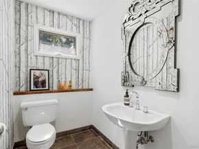 14 Leatherstocking Lane, Mamaroneck NY 10543