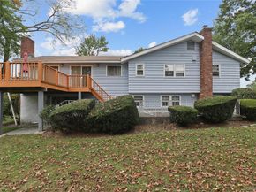 2 Willa Way, Eastchester NY 10709