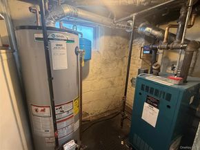 43 Dewitt Street, Valley Stream NY 11580