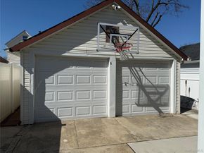 43 Dewitt Street, Valley Stream NY 11580