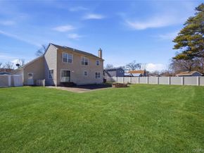 63 Pinedale Avenue, Farmingville NY 11738