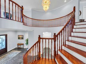 58 Stone Hill Drive S, Manhasset NY 11030