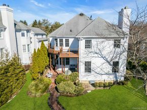 58 Stone Hill Drive S, Manhasset NY 11030