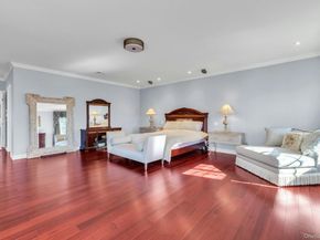 58 Stone Hill Drive S, Manhasset NY 11030