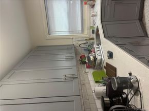 302 S 5th Avenue, Mount Vernon NY 10550
