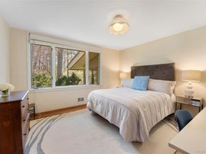 98 Cushman Road, Scarsdale NY 10583