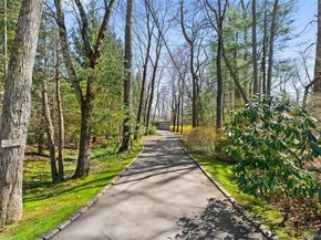 98 Cushman Road, Scarsdale NY 10583