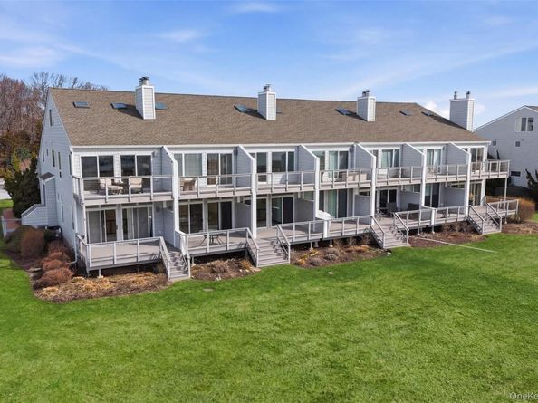 2460 Shipyard Lane 5G2, East Marion NY 11939