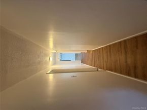 849 E 221st Street, Bronx NY 10467