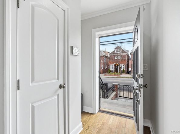 1163 Rhinelander Avenue, Bronx NY 10461