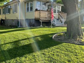 32 Neptune Road, Rocky Point NY 11778