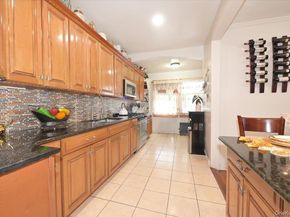 13071 225th Street, Laurelton NY 11413