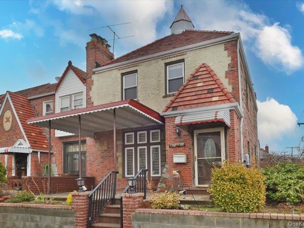 13071 225th Street, Laurelton NY 11413