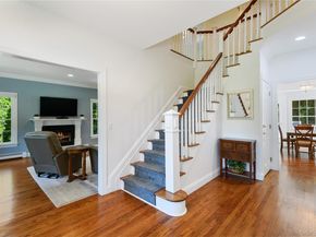 33 Walters Avenue, Cold Spring Harbor NY 11724