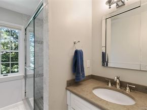 33 Walters Avenue, Cold Spring Harbor NY 11724