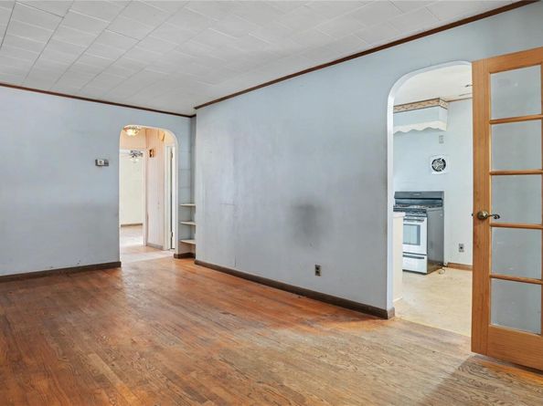 5353 61st Street, Maspeth NY 11378