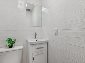 33 Scudders Lane, Glen Head NY 11545