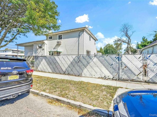 165-02 119 Avenue, Jamaica NY 11434