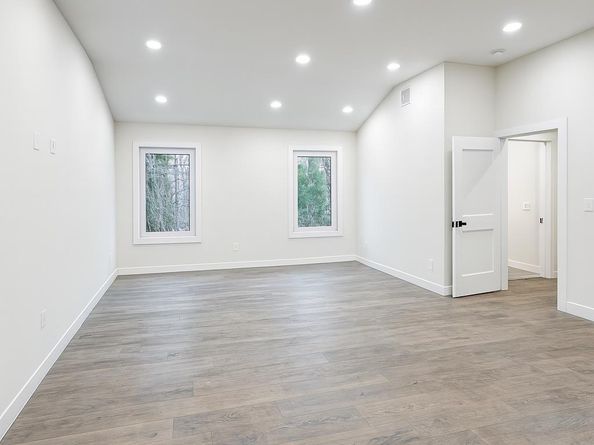 26 Brewster Hill Road, East Setauket NY 11733